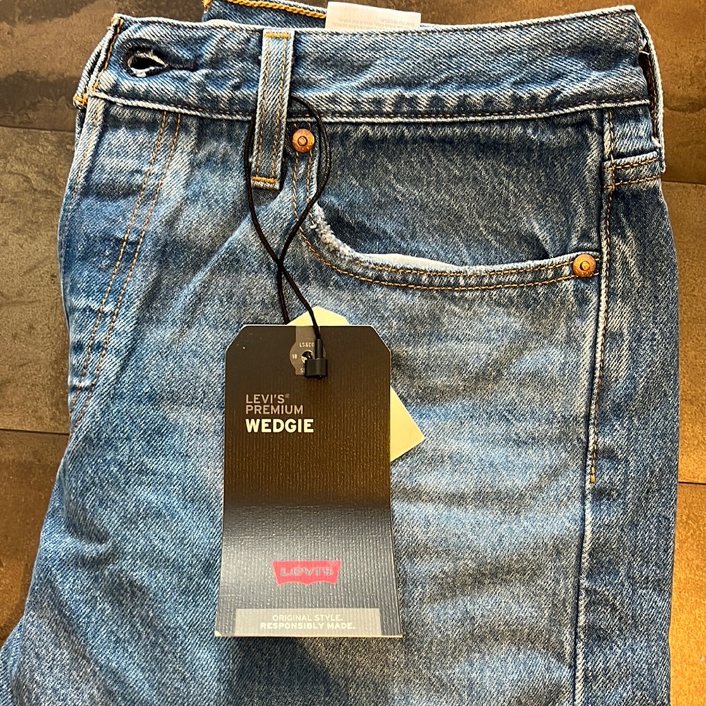 Levi’s Wedgie Icon Fit jeans size 31